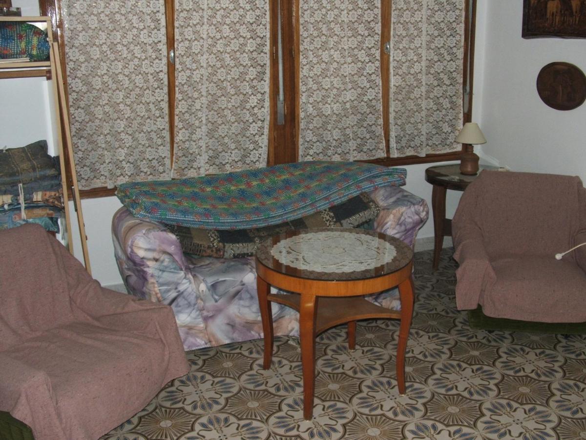 Agancs Vendeghaz Hotell Balatonszárszó Eksteriør bilde