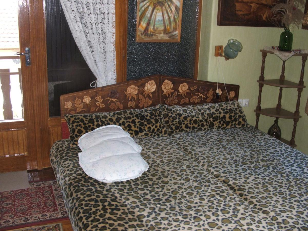 Agancs Vendeghaz Hotell Balatonszárszó Eksteriør bilde